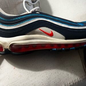 Size 6 Nike youth sneakers